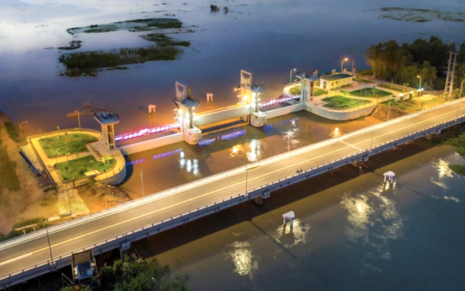 Tra Sư sluice, Tha La sluice