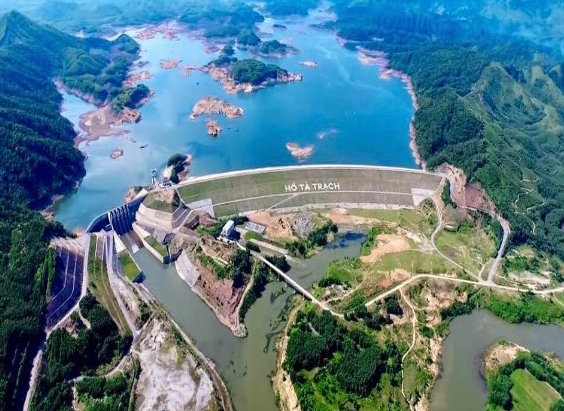 Ta Trach reservoir